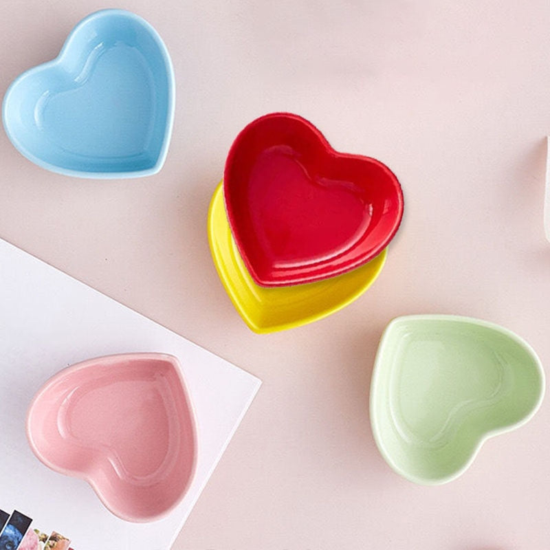 Ceramic heart shaped food/water bowl